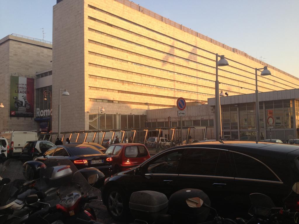 Roma Termini Inn Esterno foto