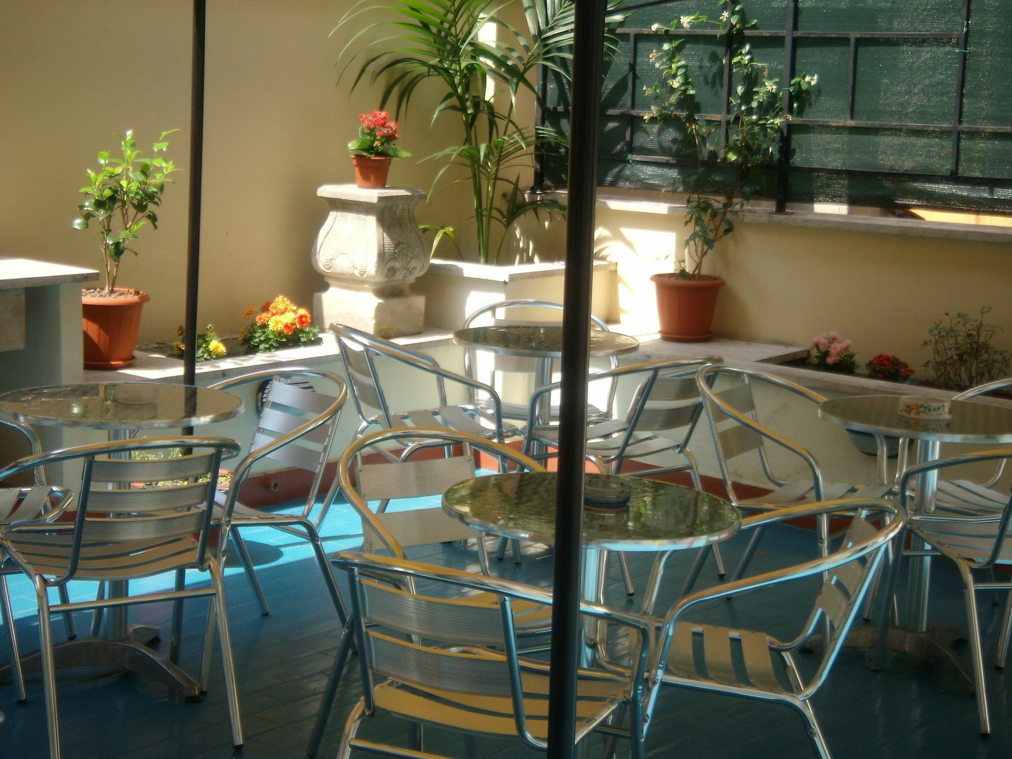 Roma Termini Inn Esterno foto